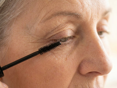 Il attrape les petits cils